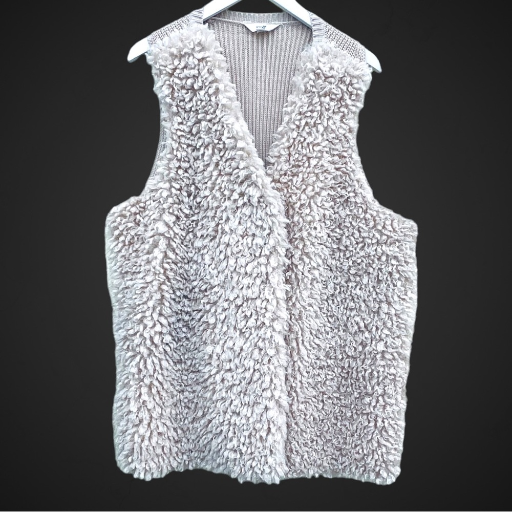 Terra & Sky Fur Knit Vest - Picture 5 of 10